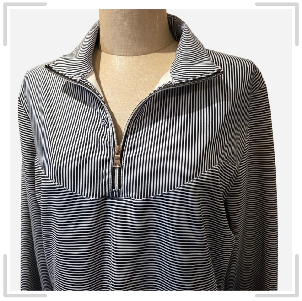 Cutter & Buck • Black & White Striped 1/4 Zip Pullover. Sz LG. EUC!